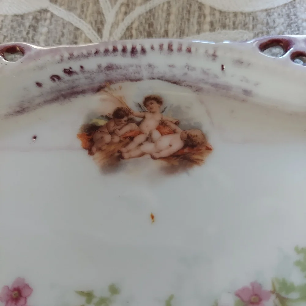 VICTORIA CARLSBAD OF AUSTRIA PORCELAIN PLATTER TRAY CHERUBIM EARLY 20TH CENTURY